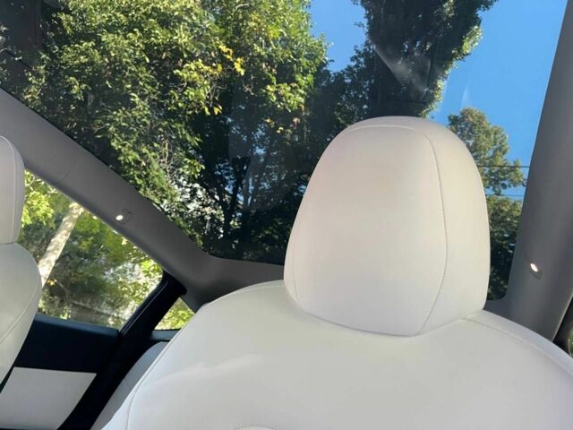 Тесла Другая 2021 в Одессе на Automoto.ua Белый Тесла Другая, объемом двигателя 0 л и пробегом 73 тыс. км за 24600 $, фото 14 на Automoto.ua