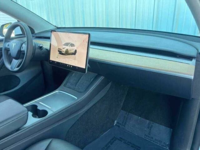 Белый Тесла Другая, объемом двигателя 0 л и пробегом 32 тыс. км за 14000 $, фото 13 на Automoto.ua