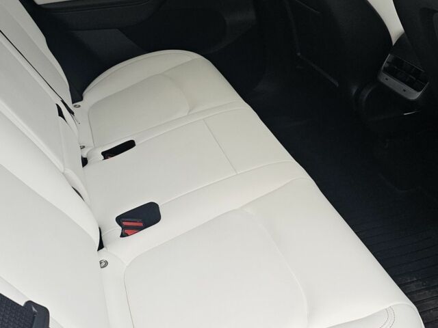 Белый Тесла Другая, объемом двигателя 0 л и пробегом 78 тыс. км за 27000 $, фото 6 на Automoto.ua