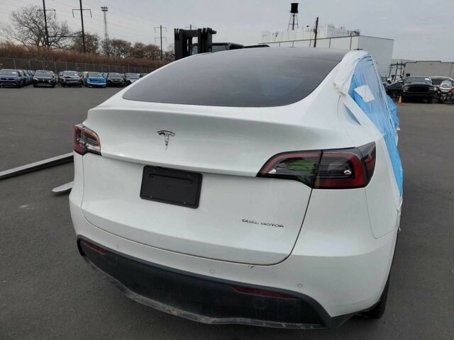 Белый Тесла Другая, объемом двигателя 0 л и пробегом 62 тыс. км за 17000 $, фото 5 на Automoto.ua