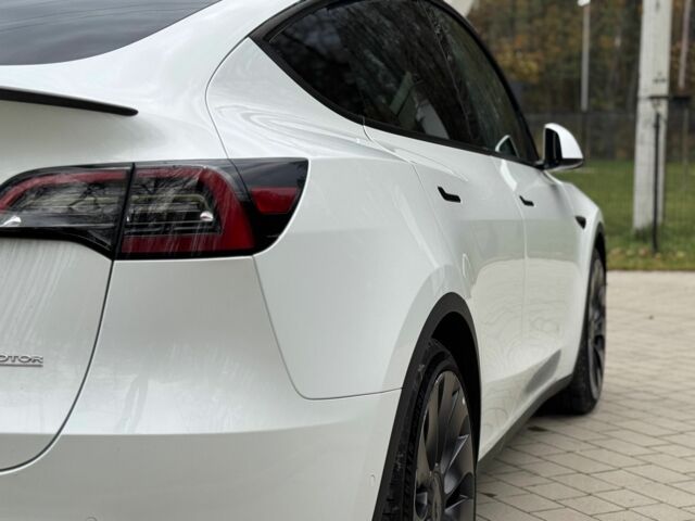 Белый Тесла Другая, объемом двигателя 0 л и пробегом 115 тыс. км за 25800 $, фото 10 на Automoto.ua