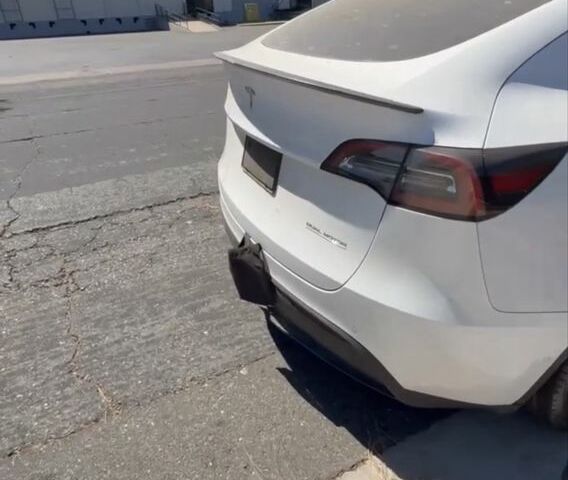 Тесла Другая 2022 в Запорожье на Automoto.ua Белый Тесла Другая, объемом двигателя 0 л и пробегом 57 тыс. км за 22300 $, фото 4 на Automoto.ua