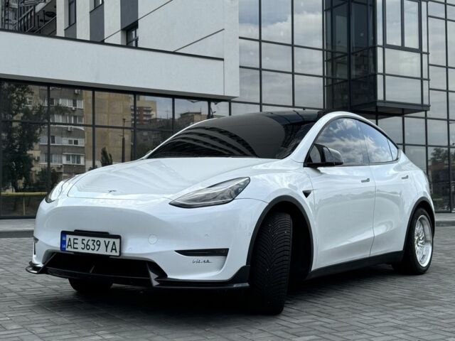 Белый Тесла Другая, объемом двигателя 0 л и пробегом 80 тыс. км за 26800 $, фото 2 на Automoto.ua