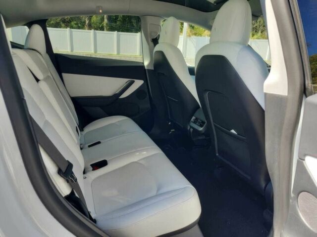 Белый Тесла Другая, объемом двигателя 0 л и пробегом 20 тыс. км за 22100 $, фото 13 на Automoto.ua