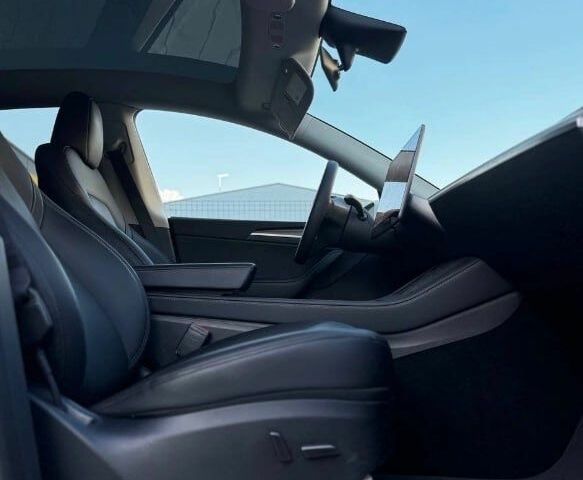 Белый Тесла Другая, объемом двигателя 0 л и пробегом 75 тыс. км за 16800 $, фото 5 на Automoto.ua