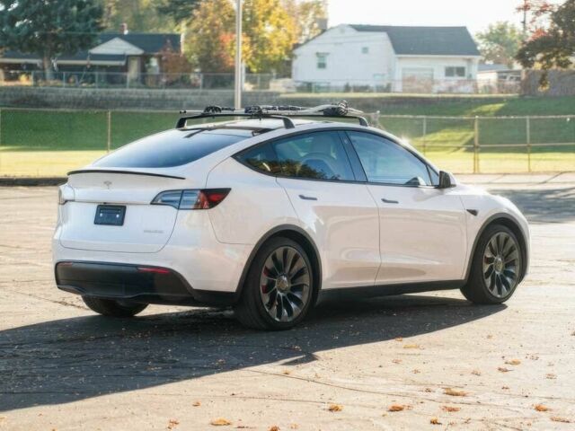 Белый Тесла Другая, объемом двигателя 0 л и пробегом 30 тыс. км за 18900 $, фото 5 на Automoto.ua