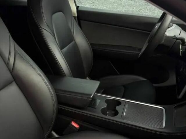 Белый Тесла Другая, объемом двигателя 0 л и пробегом 83 тыс. км за 21500 $, фото 10 на Automoto.ua