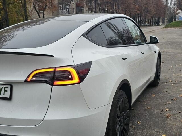 Белый Тесла Другая, объемом двигателя 0 л и пробегом 78 тыс. км за 27000 $, фото 3 на Automoto.ua