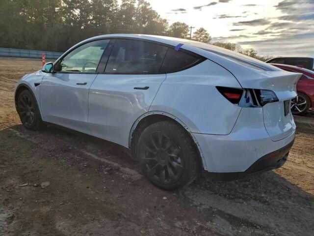 Белый Тесла Другая, объемом двигателя 0 л и пробегом 18 тыс. км за 8900 $, фото 1 на Automoto.ua