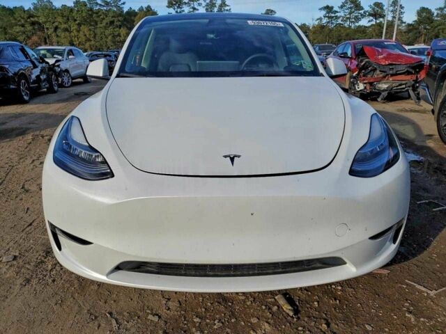 Белый Тесла Другая, объемом двигателя 0 л и пробегом 18 тыс. км за 8900 $, фото 4 на Automoto.ua