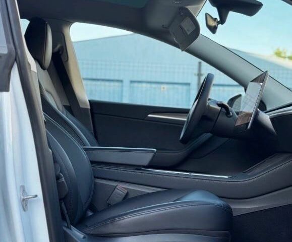 Белый Тесла Другая, объемом двигателя 0 л и пробегом 75 тыс. км за 16800 $, фото 2 на Automoto.ua