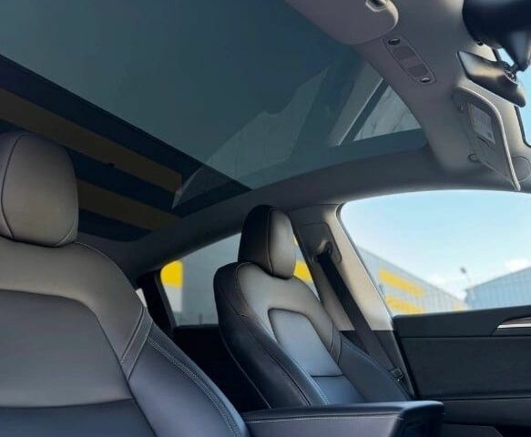 Белый Тесла Другая, объемом двигателя 0 л и пробегом 75 тыс. км за 16800 $, фото 4 на Automoto.ua