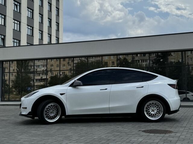 Белый Тесла Другая, объемом двигателя 0 л и пробегом 80 тыс. км за 26800 $, фото 3 на Automoto.ua