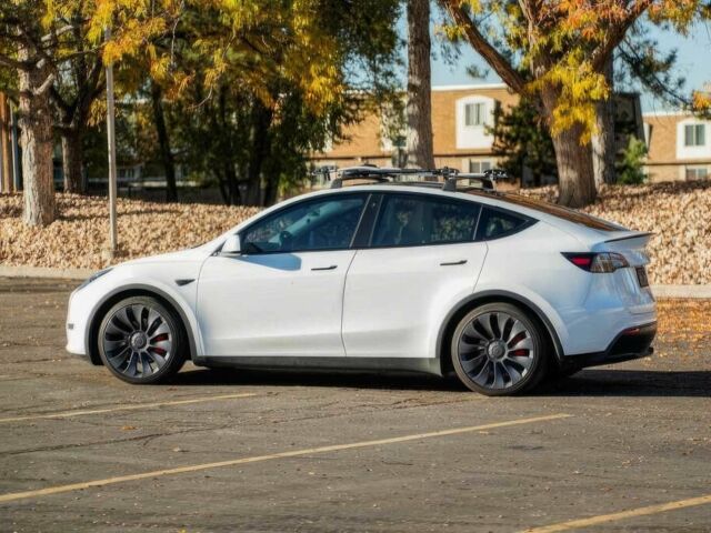 Белый Тесла Другая, объемом двигателя 0 л и пробегом 30 тыс. км за 18900 $, фото 4 на Automoto.ua