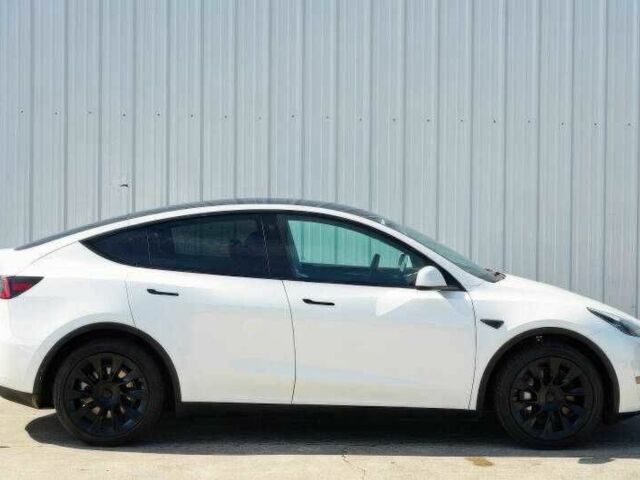 Белый Тесла Другая, объемом двигателя 0 л и пробегом 32 тыс. км за 14000 $, фото 3 на Automoto.ua