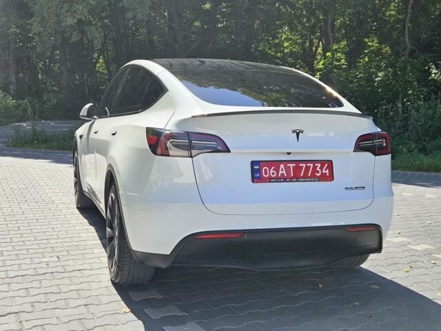 Белый Тесла Другая, объемом двигателя 0 л и пробегом 108 тыс. км за 24600 $, фото 2 на Automoto.ua