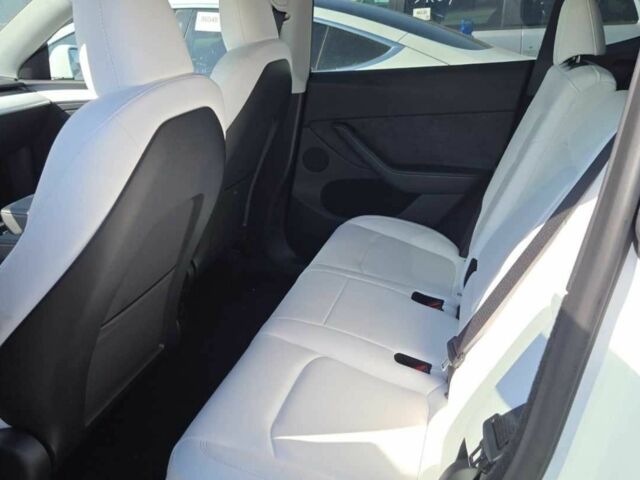 Білий Тесла Інша, об'ємом двигуна 0 л та пробігом 25 тис. км за 36000 $, фото 6 на Automoto.ua