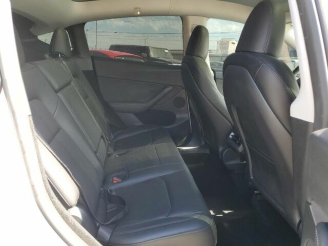 Белый Тесла Другая, объемом двигателя 0 л и пробегом 36 тыс. км за 18100 $, фото 9 на Automoto.ua