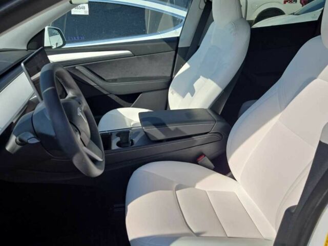 Білий Тесла Інша, об'ємом двигуна 0 л та пробігом 25 тис. км за 36000 $, фото 7 на Automoto.ua