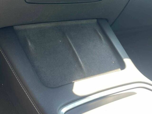 Белый Тесла Другая, объемом двигателя 0 л и пробегом 32 тыс. км за 24000 $, фото 7 на Automoto.ua