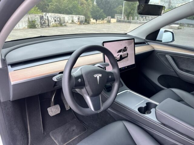 Белый Тесла Другая, объемом двигателя 0 л и пробегом 40 тыс. км за 29500 $, фото 5 на Automoto.ua