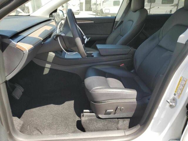 Белый Тесла Другая, объемом двигателя 0 л и пробегом 62 тыс. км за 10900 $, фото 6 на Automoto.ua