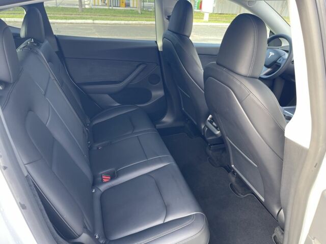 Белый Тесла Другая, объемом двигателя 0 л и пробегом 43 тыс. км за 29500 $, фото 8 на Automoto.ua