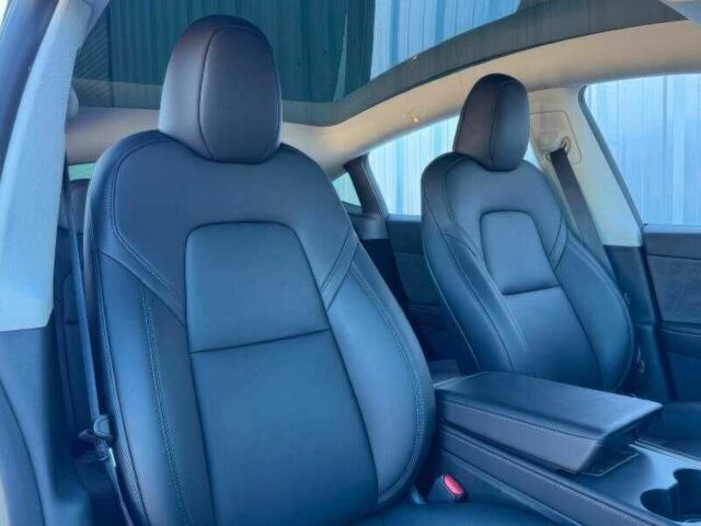 Белый Тесла Другая, объемом двигателя 0 л и пробегом 15 тыс. км за 15000 $, фото 14 на Automoto.ua