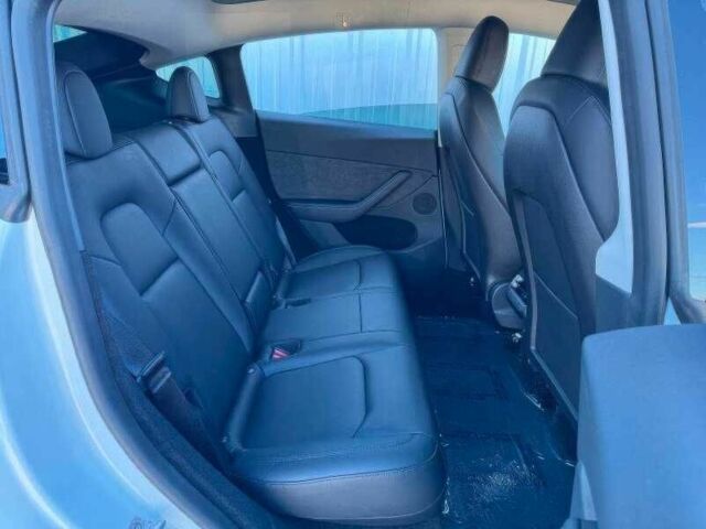 Белый Тесла Другая, объемом двигателя 0 л и пробегом 15 тыс. км за 15000 $, фото 15 на Automoto.ua