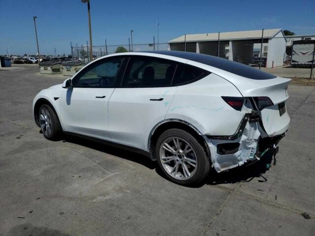 Белый Тесла Другая, объемом двигателя 0 л и пробегом 62 тыс. км за 10900 $, фото 1 на Automoto.ua