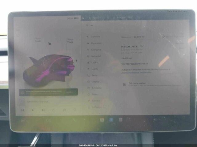Белый Тесла Другая, объемом двигателя 0 л и пробегом 30 тыс. км за 20000 $, фото 2 на Automoto.ua