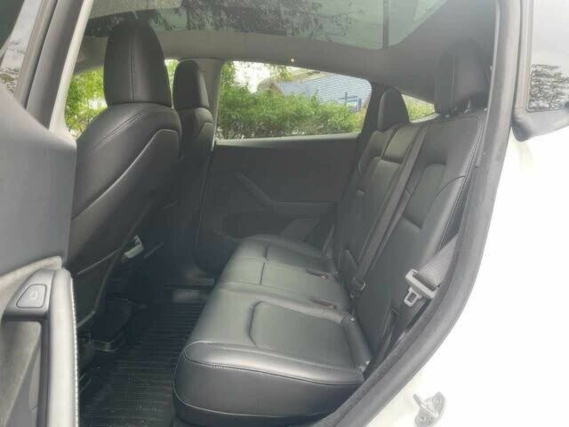 Белый Тесла Другая, объемом двигателя 0 л и пробегом 28 тыс. км за 15000 $, фото 10 на Automoto.ua