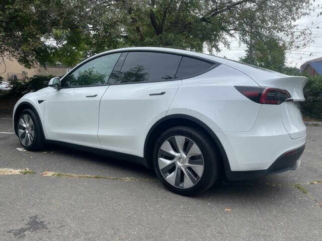 Белый Тесла Другая, объемом двигателя 0 л и пробегом 28 тыс. км за 15000 $, фото 5 на Automoto.ua