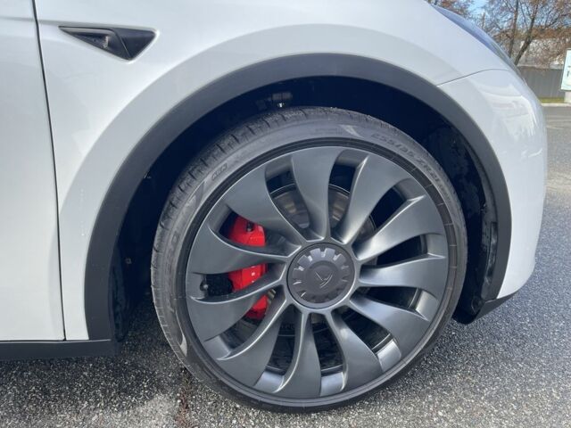 Белый Тесла Другая, объемом двигателя 0 л и пробегом 43 тыс. км за 29500 $, фото 4 на Automoto.ua