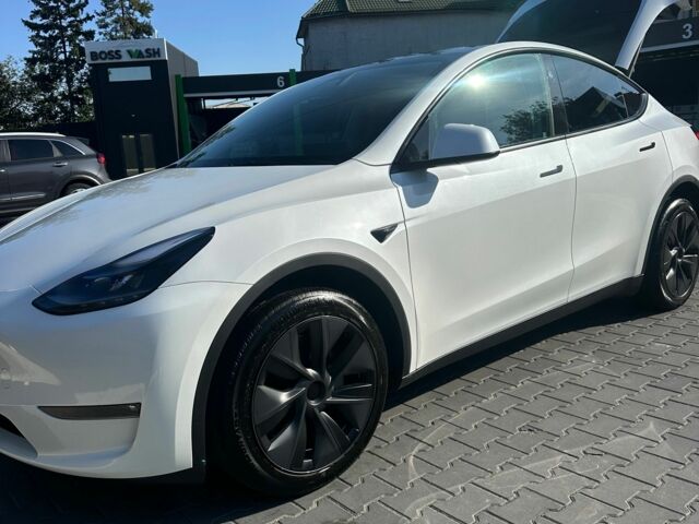 Белый Тесла Другая, объемом двигателя 0 л и пробегом 12 тыс. км за 34000 $, фото 10 на Automoto.ua