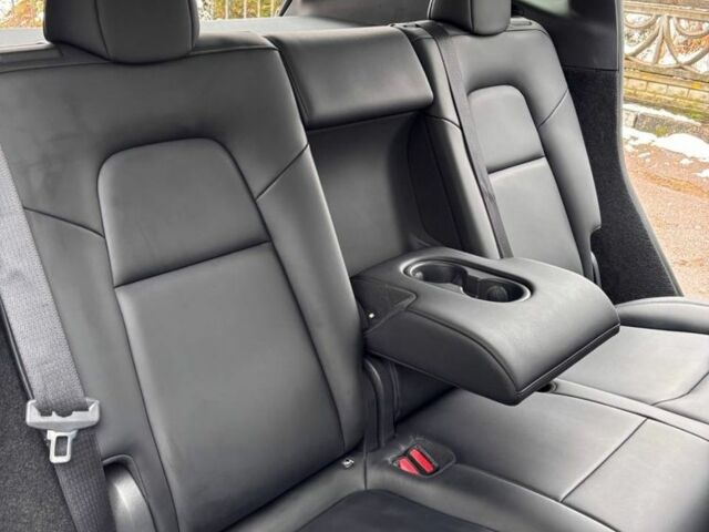 Белый Тесла Другая, объемом двигателя 0 л и пробегом 16 тыс. км за 30999 $, фото 7 на Automoto.ua