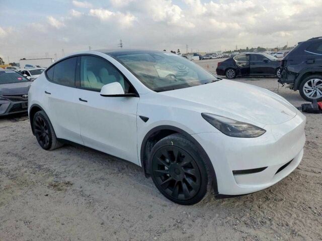 Білий Тесла Інша, об'ємом двигуна 0 л та пробігом 35 тис. км за 9400 $, фото 3 на Automoto.ua