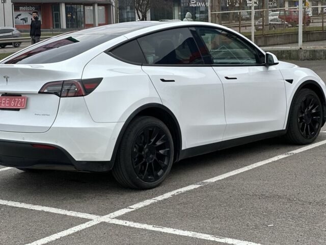 Белый Тесла Другая, объемом двигателя 0 л и пробегом 24 тыс. км за 29000 $, фото 7 на Automoto.ua