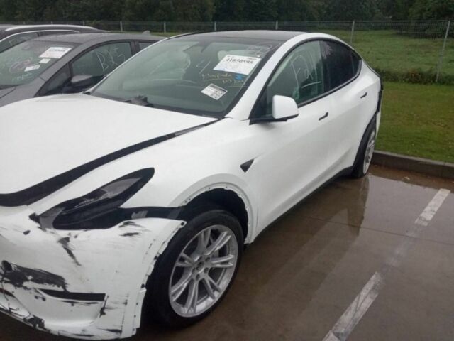 Белый Тесла Другая, объемом двигателя 0 л и пробегом 35 тыс. км за 21500 $, фото 3 на Automoto.ua