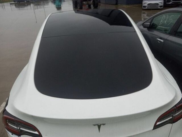 Белый Тесла Другая, объемом двигателя 0 л и пробегом 35 тыс. км за 21500 $, фото 4 на Automoto.ua