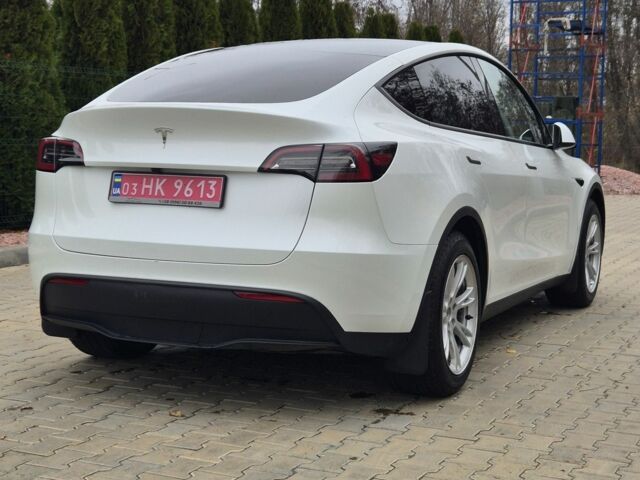 Белый Тесла Другая, объемом двигателя 0 л и пробегом 26 тыс. км за 25500 $, фото 3 на Automoto.ua