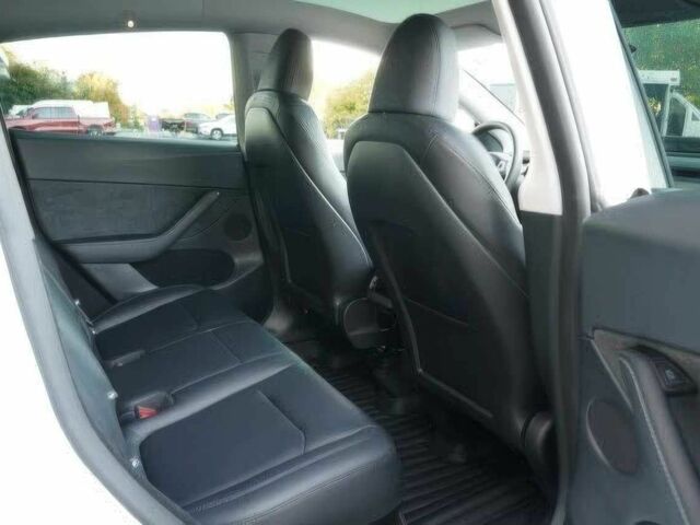 Белый Тесла Другая, объемом двигателя 0 л и пробегом 6 тыс. км за 20300 $, фото 10 на Automoto.ua