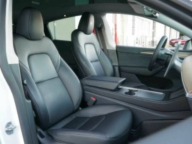 Белый Тесла Другая, объемом двигателя 0 л и пробегом 6 тыс. км за 20300 $, фото 9 на Automoto.ua