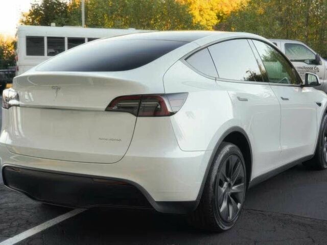 Белый Тесла Другая, объемом двигателя 0 л и пробегом 6 тыс. км за 20300 $, фото 5 на Automoto.ua