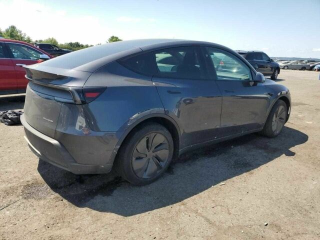 Белый Тесла Другая, объемом двигателя 0 л и пробегом 3 тыс. км за 21000 $, фото 2 на Automoto.ua