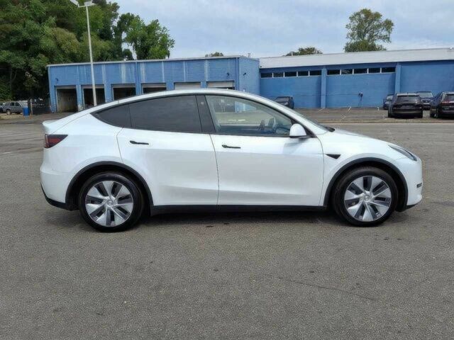 Белый Тесла Другая, объемом двигателя 0 л и пробегом 22 тыс. км за 21300 $, фото 2 на Automoto.ua