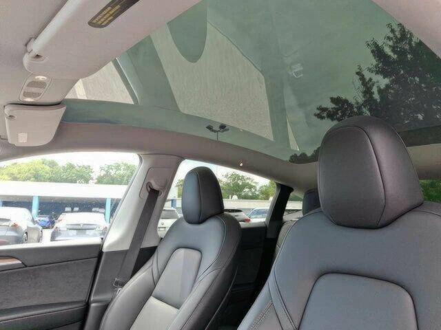 Белый Тесла Другая, объемом двигателя 0 л и пробегом 22 тыс. км за 21300 $, фото 8 на Automoto.ua