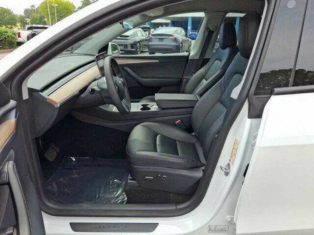 Белый Тесла Другая, объемом двигателя 0 л и пробегом 22 тыс. км за 21300 $, фото 7 на Automoto.ua