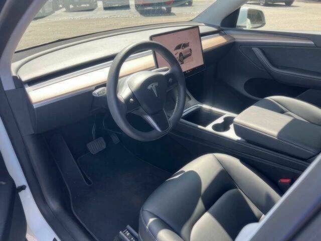 Белый Тесла Другая, объемом двигателя 0 л и пробегом 22 тыс. км за 21300 $, фото 5 на Automoto.ua