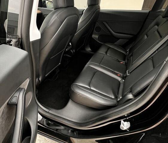 Черный Тесла Другая, объемом двигателя 0 л и пробегом 73 тыс. км за 26800 $, фото 15 на Automoto.ua